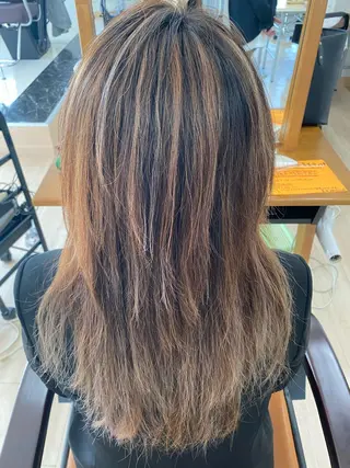 セミロング 佐藤 貴太のヘアスタイル