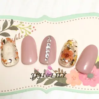 ネイル 豊田 圭子のネイルデザイン