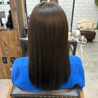 ロング カラー 吉田 芽生のヘアスタイル