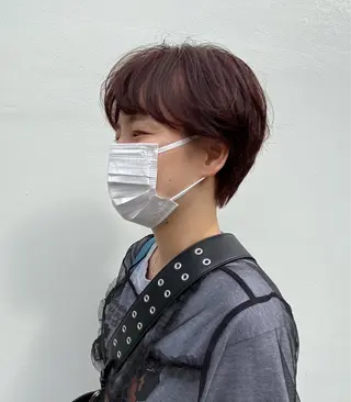 ショート カラー ボブ／レイヤー／艶 🦕risa  森下のヘアスタイル