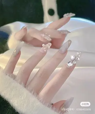 ネイル The ONE栄店 横地のネイルデザイン