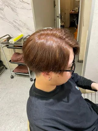 ショート カラー 齋藤 光輔のヘアスタイル