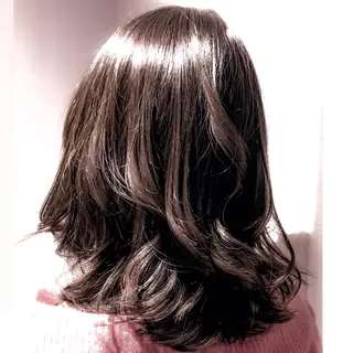 ミディアム パーマ トミタ アツシのヘアスタイル