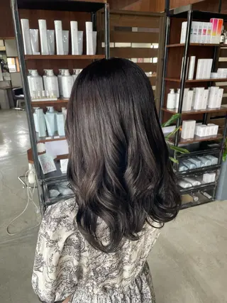 セミロング OGAWA NOAのヘアスタイル