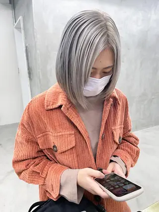 ショート nuu所属・💜ショート💜 ウルフ、ボブ二色亜美のヘアスタイル