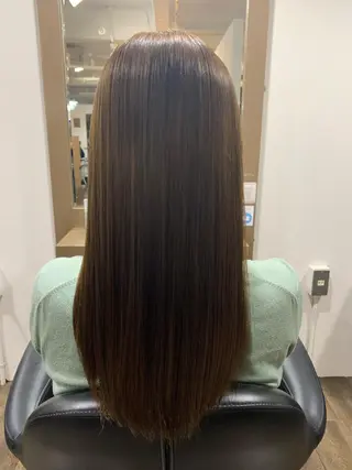 ロング カラー 松嶋 歩のヘアスタイル