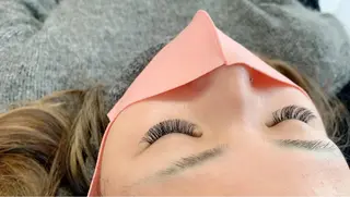 マツエク・マツパ salonLADYSTYLE所属・稲嶺 美華のエステ・リラクイメージ