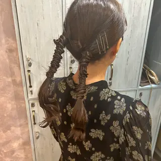 セミロング ヘアアレンジ 飯塚 沙衣のヘアスタイル