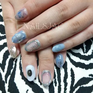 ネイル 島屋 千奈美のネイルデザイン