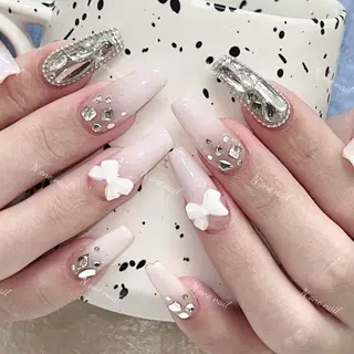 ネイル N.one 🎀ユイ🎀のネイルデザイン