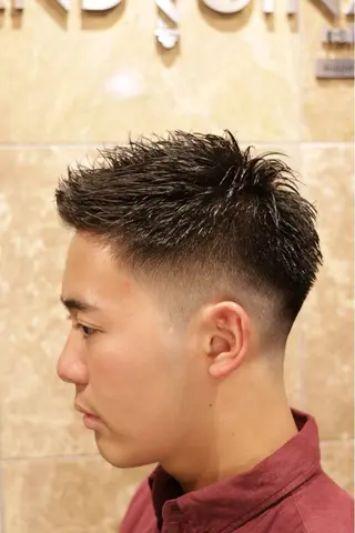 メンズ barbier GRAND GINZA所属・室橋 広人のヘアスタイル