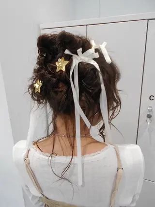 ロング ヘアアレンジ 成田 瑠衣のヘアスタイル