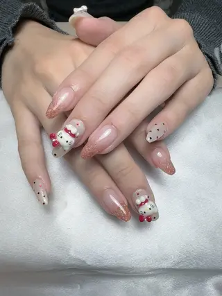 ネイル LR.ONE リナのネイルデザイン