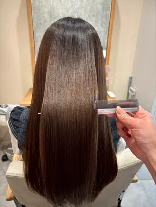 ロング イワサキ ミユのヘアスタイル