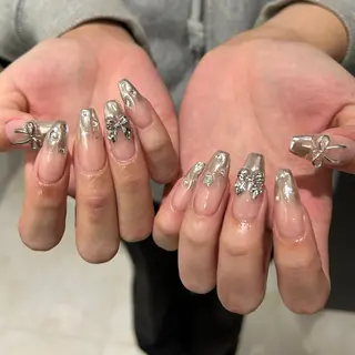 ネイル MODA MANAMIᵕ̈のネイルデザイン