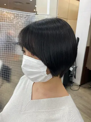 ショート 市川 博紀 副店長のヘアスタイル
