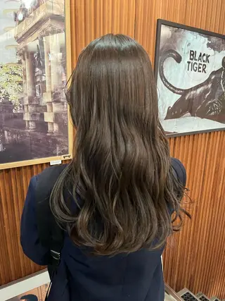 ロング カラー 久米 杏奈のヘアスタイル