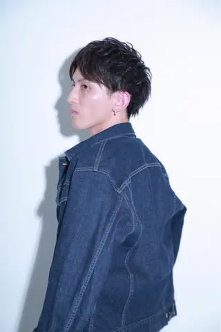 ショート メンズ ブリーチカラー✨ 駒場 笙のヘアスタイル