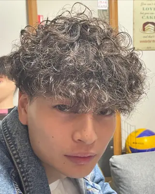 パーマ ヘアアレンジ メンズ 小野寺祐希人 Calbariのヘアスタイル