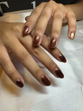 ネイル 濱岡 咲のネイルデザイン