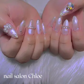 ネイル 鈴木 利奈のネイルデザイン