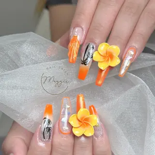 ネイル Maggie Nail🦩のネイルデザイン