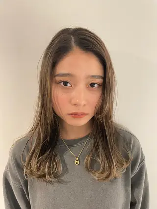 ロング カラー Ata.所属・kubo nozomiのヘアスタイル