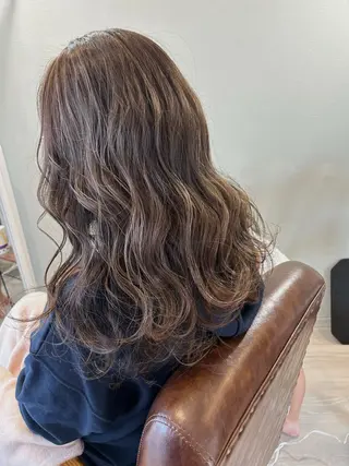 セミロング Vivie.所属・新都心個室サロン/ 古波蔵美奈のヘアスタイル