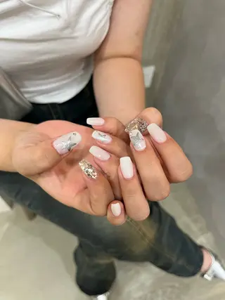 ネイル 浅野 優衣のネイルデザイン