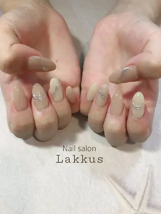 ネイル Lakkus T－Mのネイルデザイン