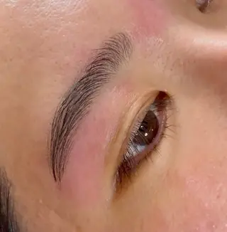 アイブロウ プレパレサロン所属・プレパレサロン中目黒 WAX&Nailのネイルデザイン