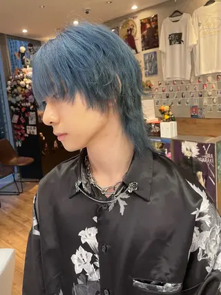 ミディアム メンズ 🍭ハイトーン/ レイヤーカット🦄のヘアスタイル