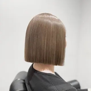 ミディアム みお🥣ボブ｜透明感 ｜髪質改善ストレートのヘアスタイル