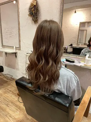 ロング 浅沼 ほのかのヘアスタイル