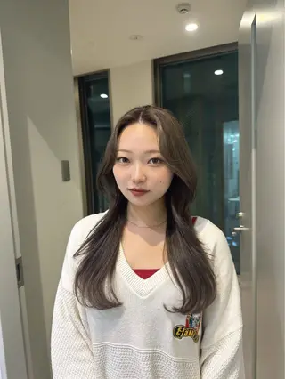 ロング カラー ハイトーン/ピンク カラー/めい🎀のヘアスタイル