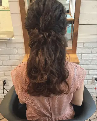 セミロング ヘアアレンジ ⭐️ アユミ⭐️のヘアスタイル