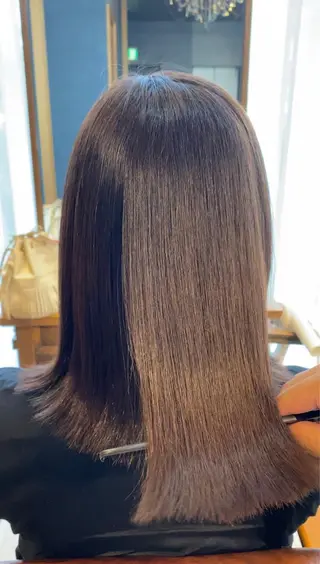 ショート LOANA ROPPONGI所属・LOANA六本木 比嘉翼のヘアスタイル