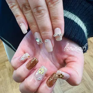 ネイル laninails所属・LANI nailsalonのネイルデザイン