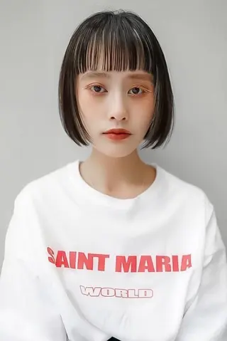 ショート カラー MISAKI🪐 縮毛矯正のヘアスタイル