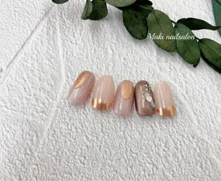 ネイル マキ ネイルサロンのネイルデザイン