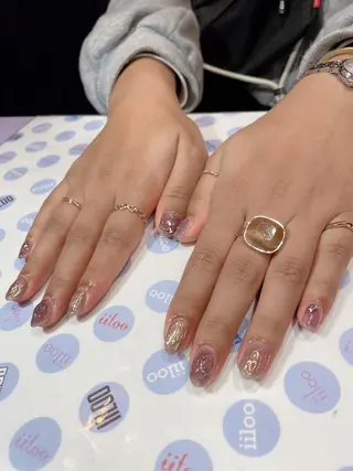 ネイル iiloo aromaworksのネイルデザイン