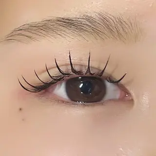 マツエク・マツパ Crescent Eye アヤカの眉毛・アイブロウイメージ