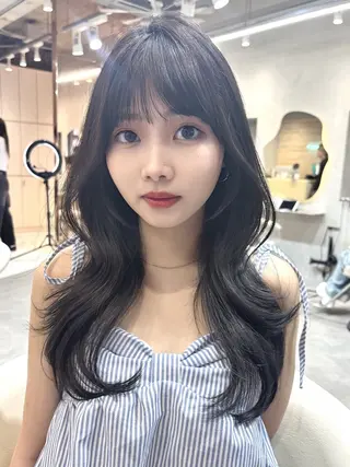 ロング 似合わせカットカラー 吉田こうすけのヘアスタイル