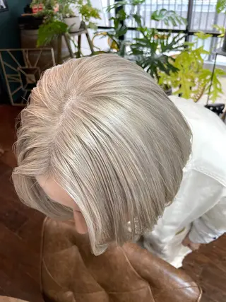 ミディアム vivre libre所属・vivre libreのヘアスタイル