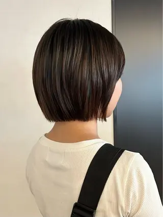 ショート 梅田/透明感カラー ボブレイヤーきょうかのヘアスタイル