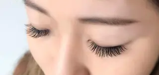 マツエク・マツパ 頭痛肩こりで悩むおとな女性専門ボディケアサロンねこもみ所属・札幌 頭痛肩こり解消 セラピストkaoriのエステ・リラクイメージ