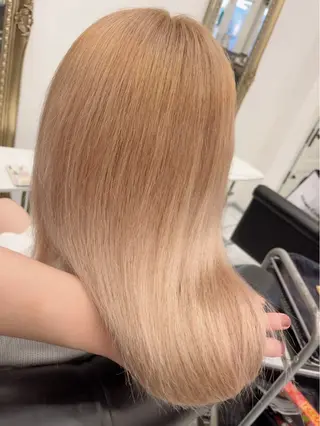 ロング 🍀Moda by Grande🍀のヘアスタイル