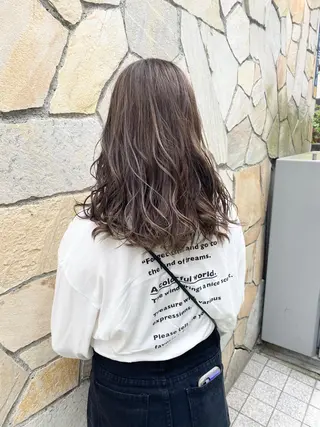 セミロング カラー ヘアアレンジ メンズカット/波巻き TAKUMAのヘアスタイル