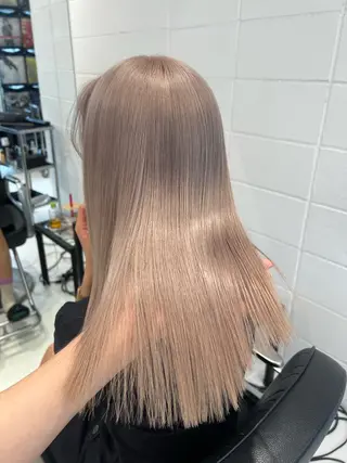 ミディアム カラー HARU//原宿🤍 リピート率NO.1のヘアスタイル
