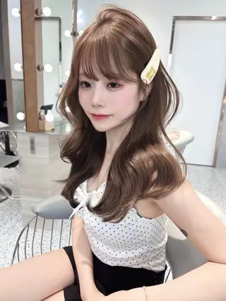 ミディアム rina／ベージュ ワンホン/韓国ヘアのヘアスタイル